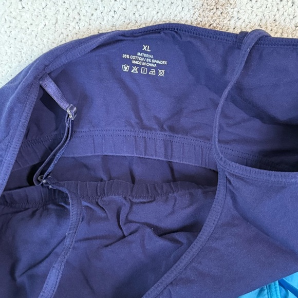 Tank Top-Bra Shelf - Picture 2 of 2